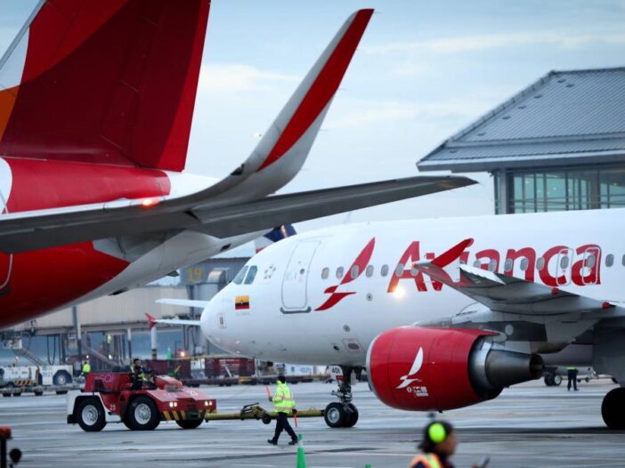 Consejos para viajar con bicicleta de montaña en avión, cuanto cuesta llevar una bicicleta en avión, cuanto cuesta llevar una bicicleta en avión Colombia, cuanto cuesta llevar una bicicleta en avión Avianca, cuanto cuesta llevar una bicicleta en avión latam, como llevar una bicicleta en avión viva aerobús, cajas para transportar bicicletas en avión, cuanto cuesta llevar una bicicleta en avión, consejos para viajar con bicicleta, consejos para viajar con bicicleta
