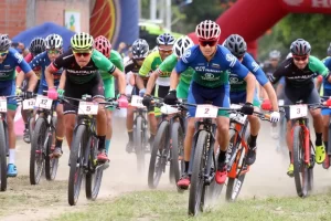 técnica de descenso en terrenos de Antioquia